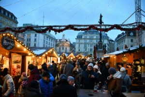 Weihnachtsmarkt am Hof 2023