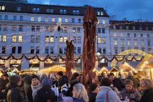 Weihnachtsmarkt am Hof 2024