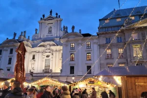 Weihnachtsmarkt am Hof 2024